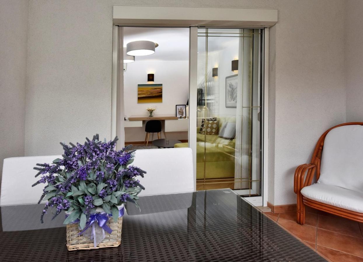 Apartments Lavizatic Poreč Extérieur photo