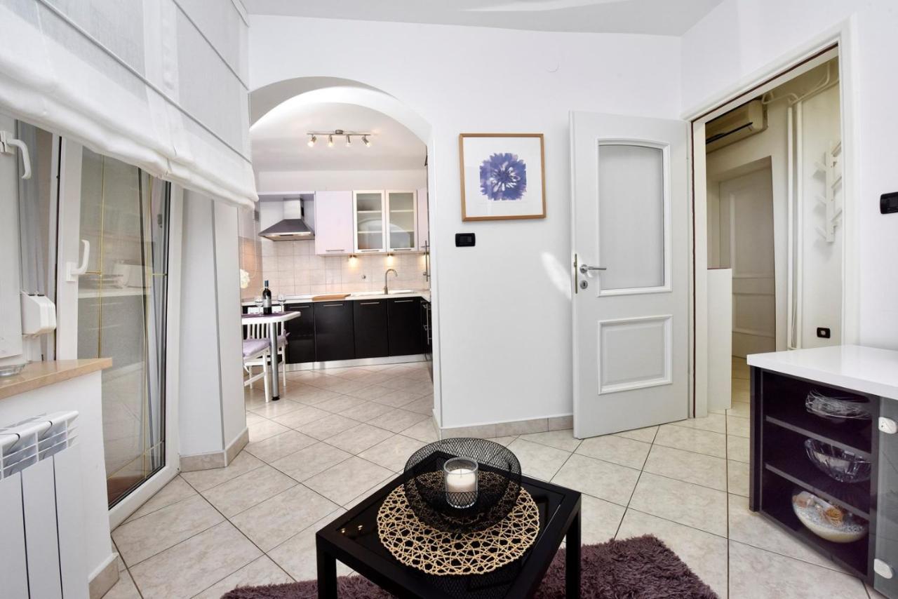 Apartments Lavizatic Poreč Extérieur photo