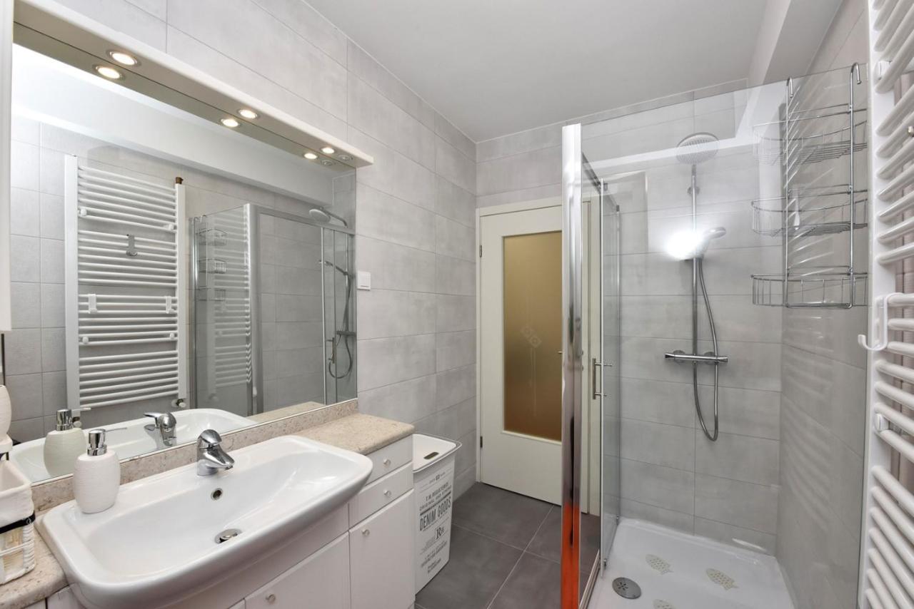 Apartments Lavizatic Poreč Extérieur photo