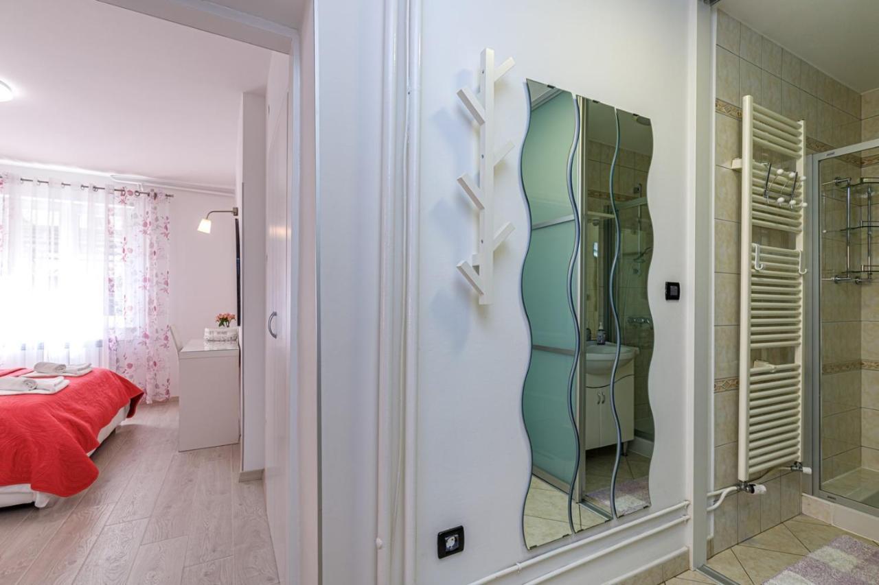 Apartments Lavizatic Poreč Extérieur photo